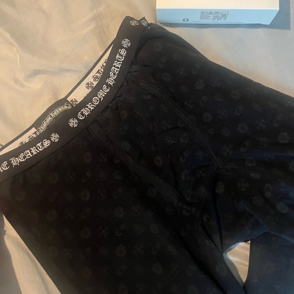 Chrome heart leggings